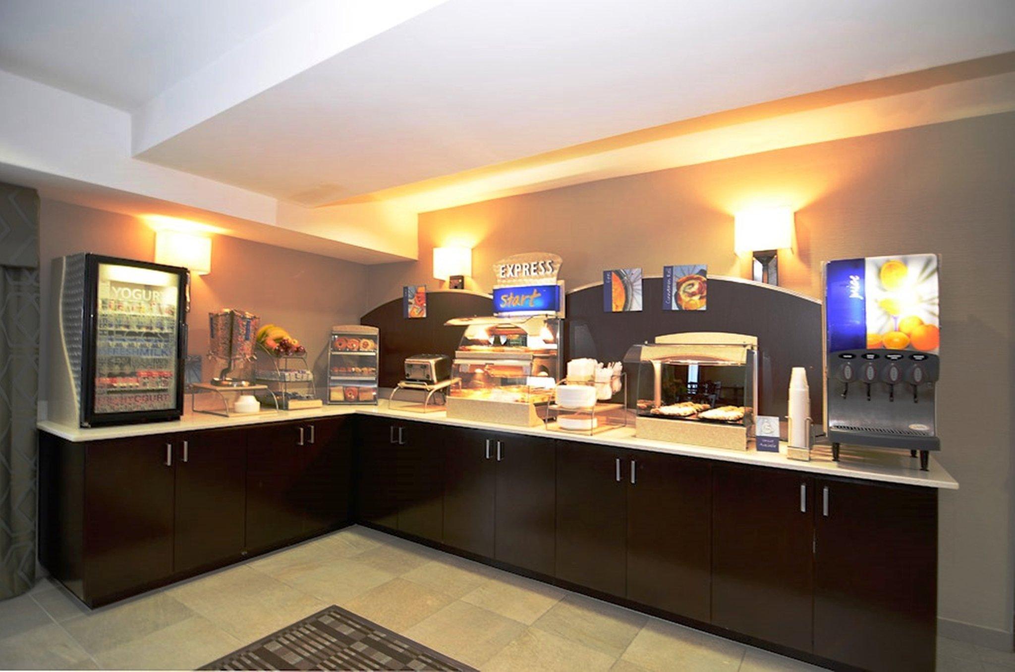 Holiday Inn Express San Diego Airport-Old Town By Ihg Экстерьер фото