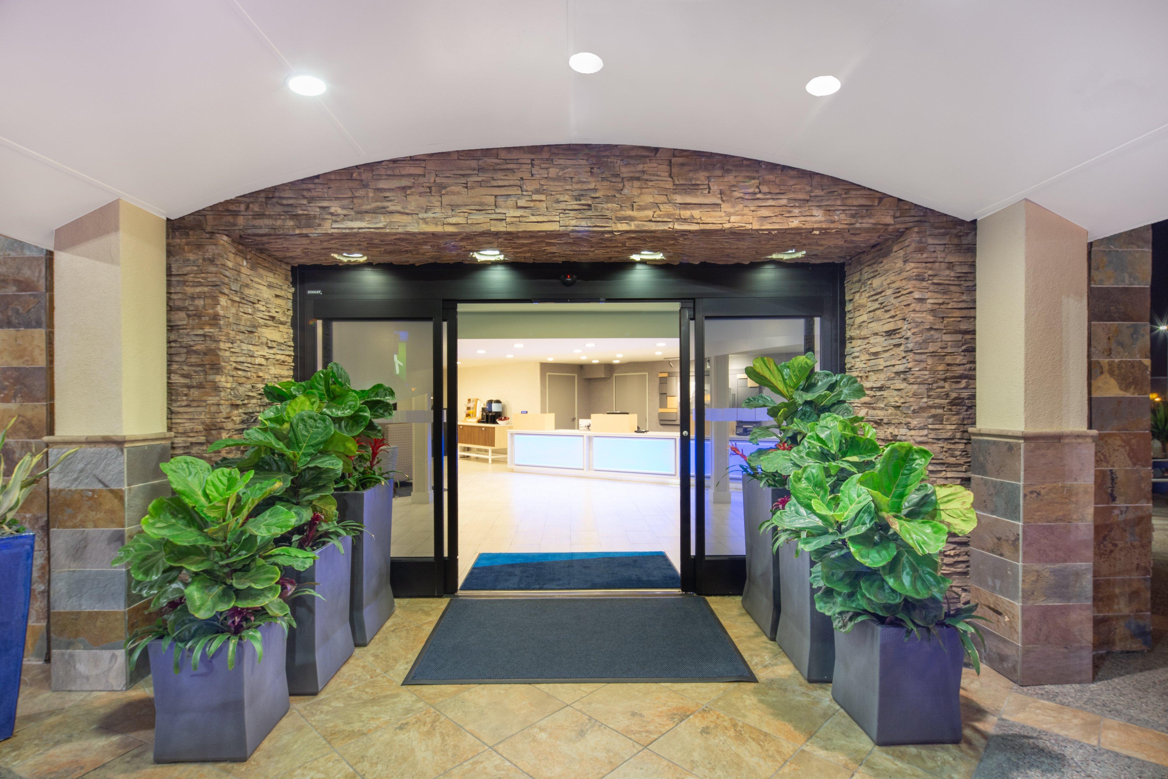 Holiday Inn Express San Diego Airport-Old Town By Ihg Экстерьер фото