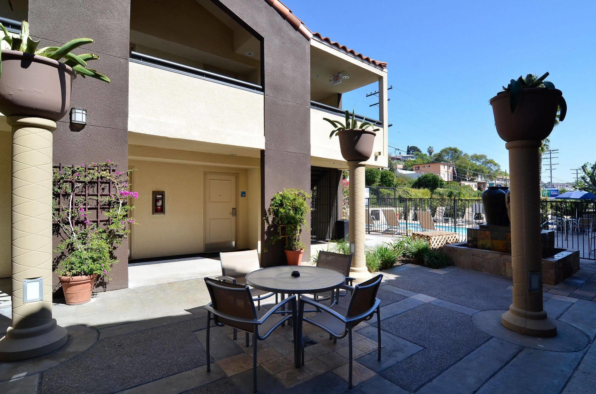 Holiday Inn Express San Diego Airport-Old Town By Ihg Экстерьер фото
